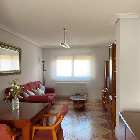 Comodo Alojamiento En Alba De Tormes Apartment